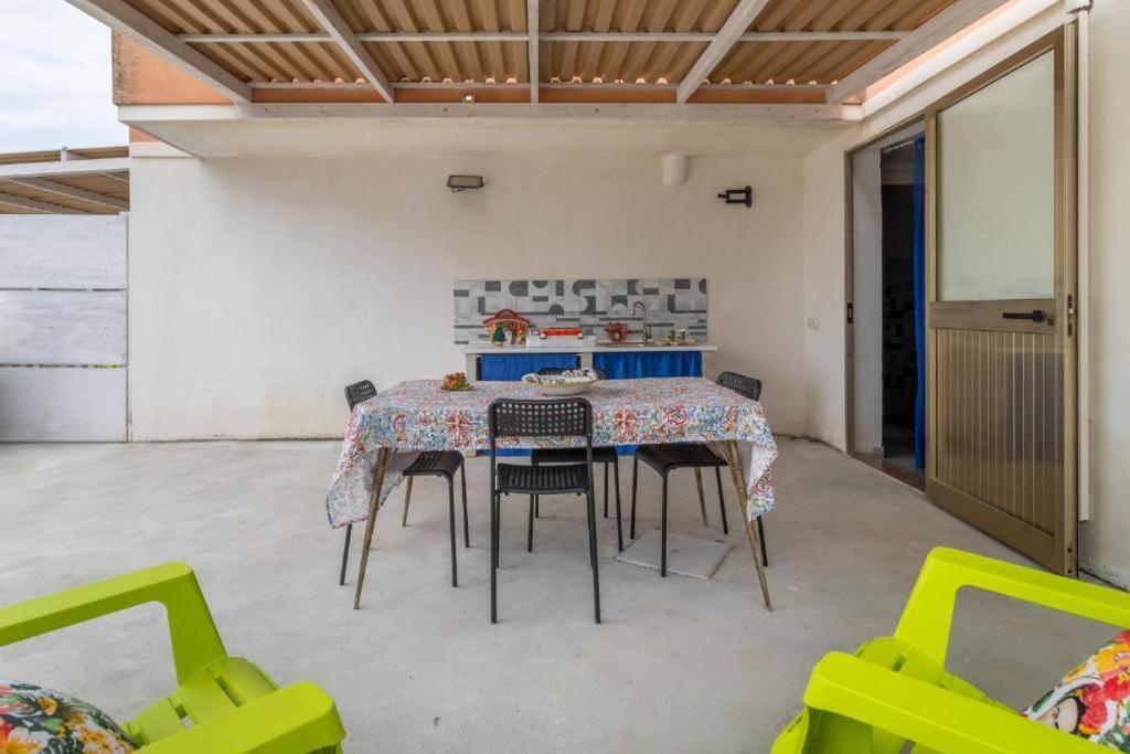 Oasi Del Mare Villa Granelli Exterior photo